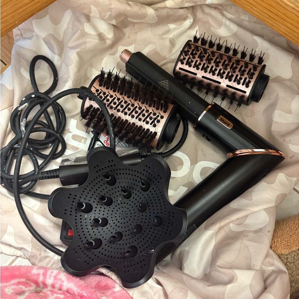 Black and Rose Gold Hair Styling Set